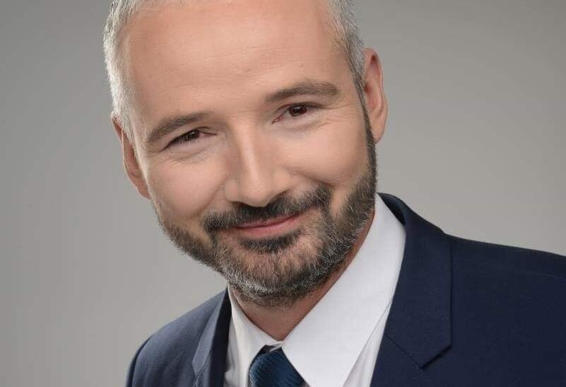 Krzysztof Peroń: Bronimy kobiety przed najeźdźcami z Niemiec
