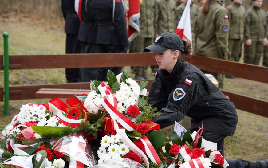 Upamiętnili bohaterów Powstania Styczniowego w Rokitnickim Lesie